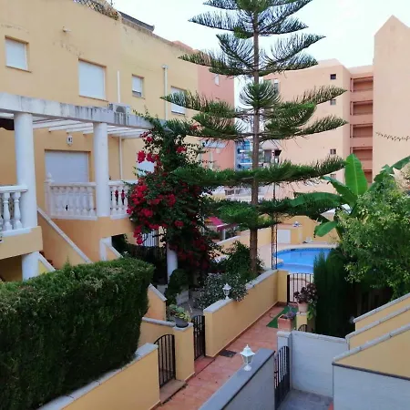 펜션 Wonderful Clean 16 Sleeper House At Beach